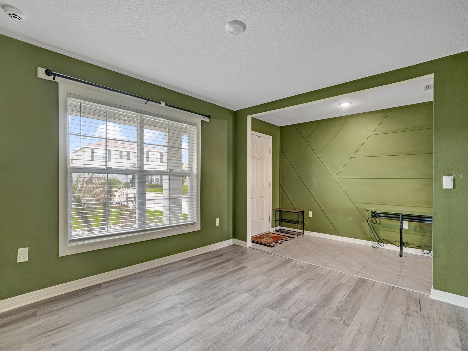 Image 6 of 30 For 7850 Sail Clover Lane