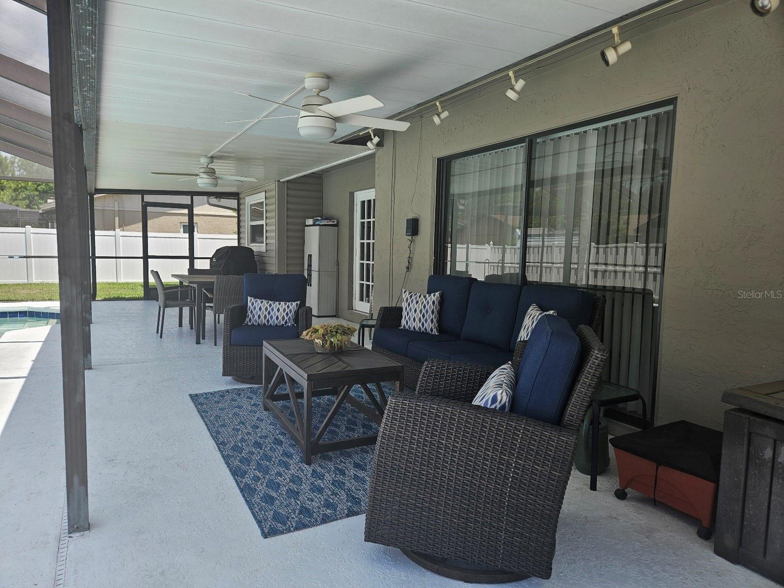 Image 18 of 44 For 4029 Bell Grande Drive