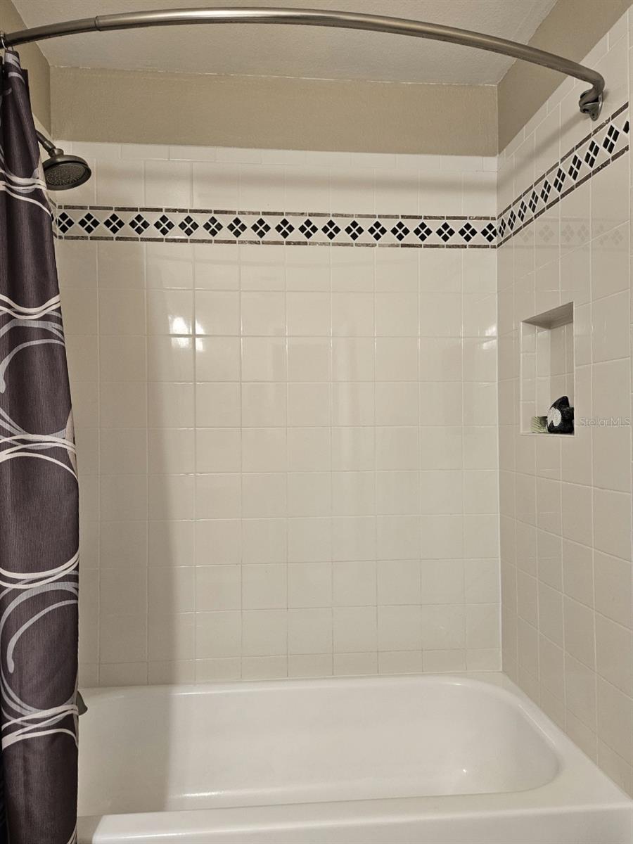Image 25 of 44 For 4029 Bell Grande Drive