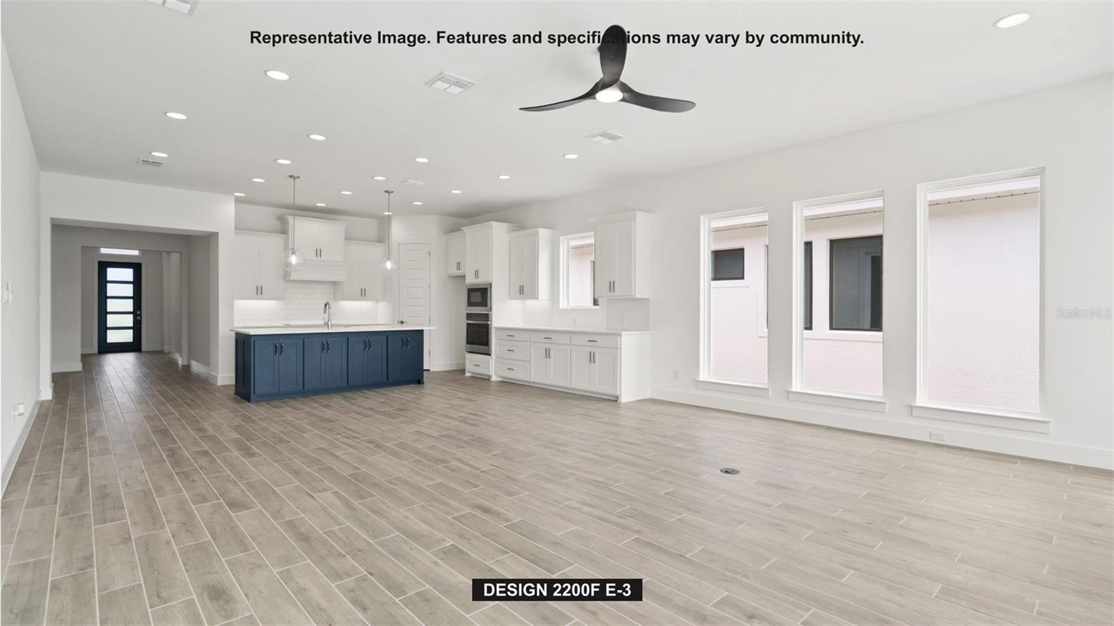 Listing photo id 2 for 7910 Bon Air Way