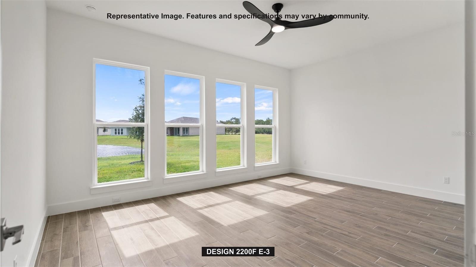 Listing photo id 3 for 7910 Bon Air Way