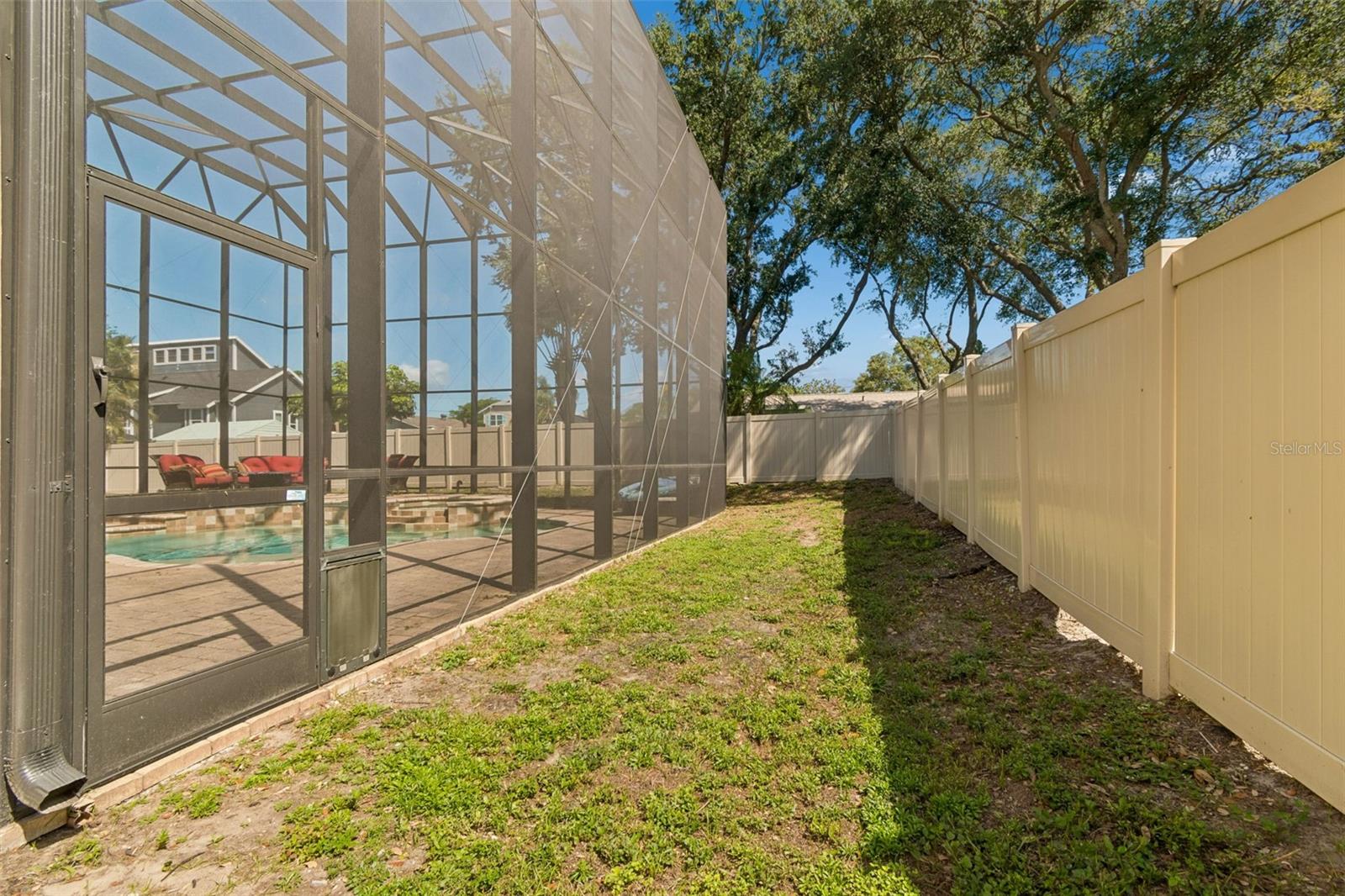 Image 93 of 94 For 471 Kali Court