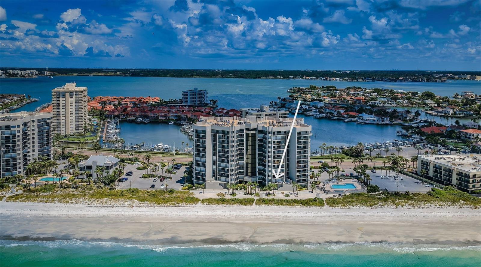 Image 4 of 81 For 1660 Gulf Boulevard 202