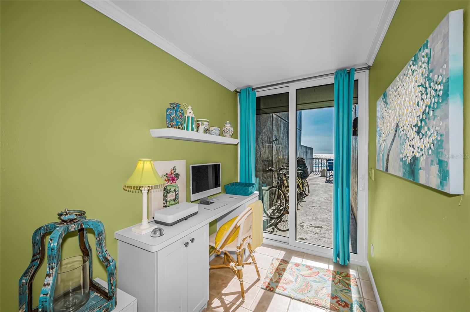 Image 48 of 81 For 1660 Gulf Boulevard 202