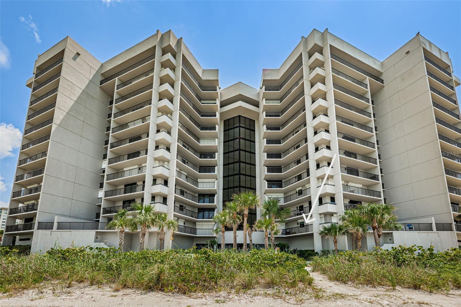 Image 5 of 81 For 1660 Gulf Boulevard 202