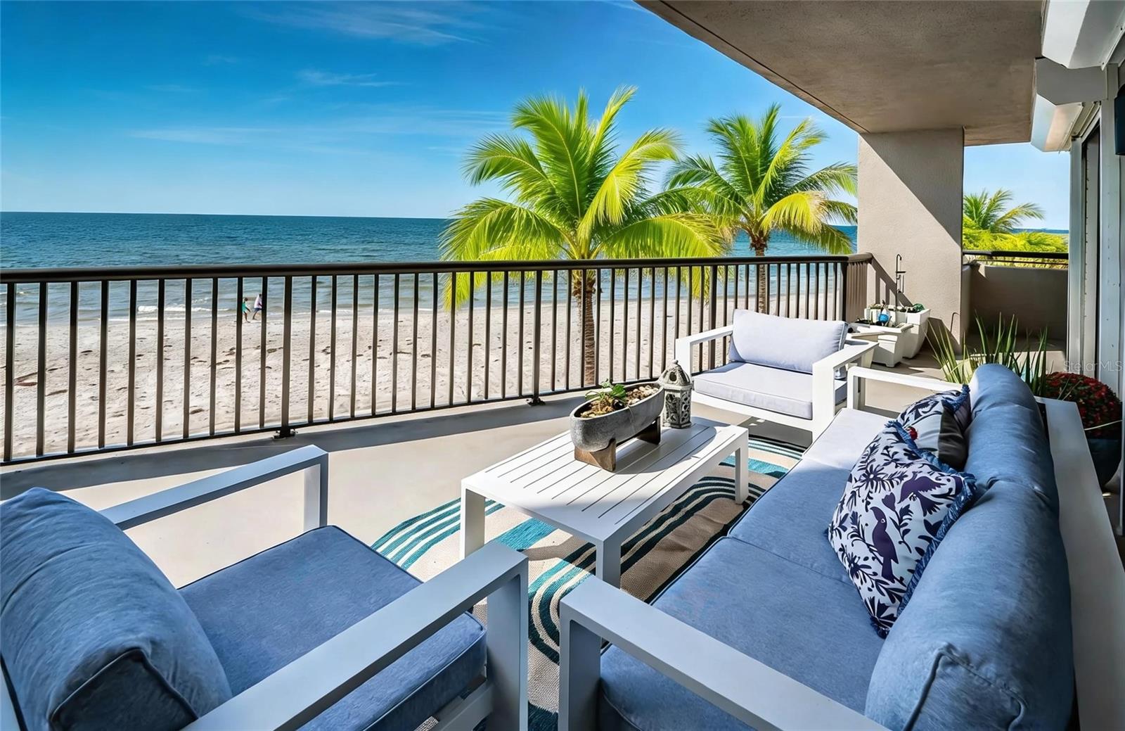 Image 57 of 81 For 1660 Gulf Boulevard 202