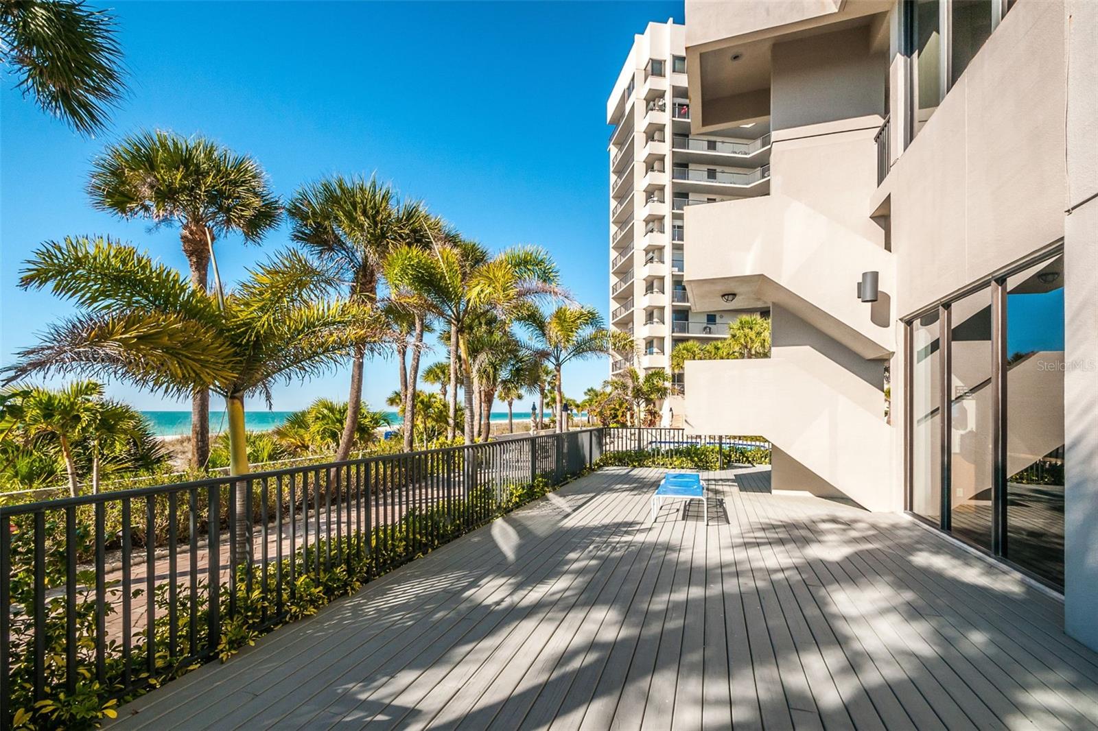 Image 69 of 81 For 1660 Gulf Boulevard 202