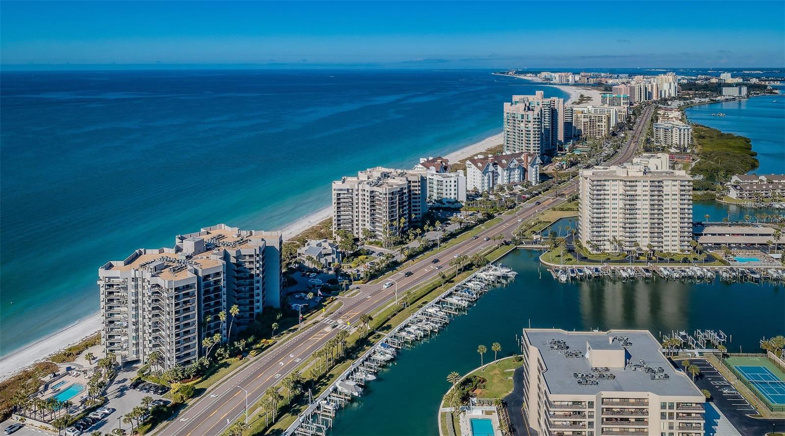 Image 75 of 81 For 1660 Gulf Boulevard 202