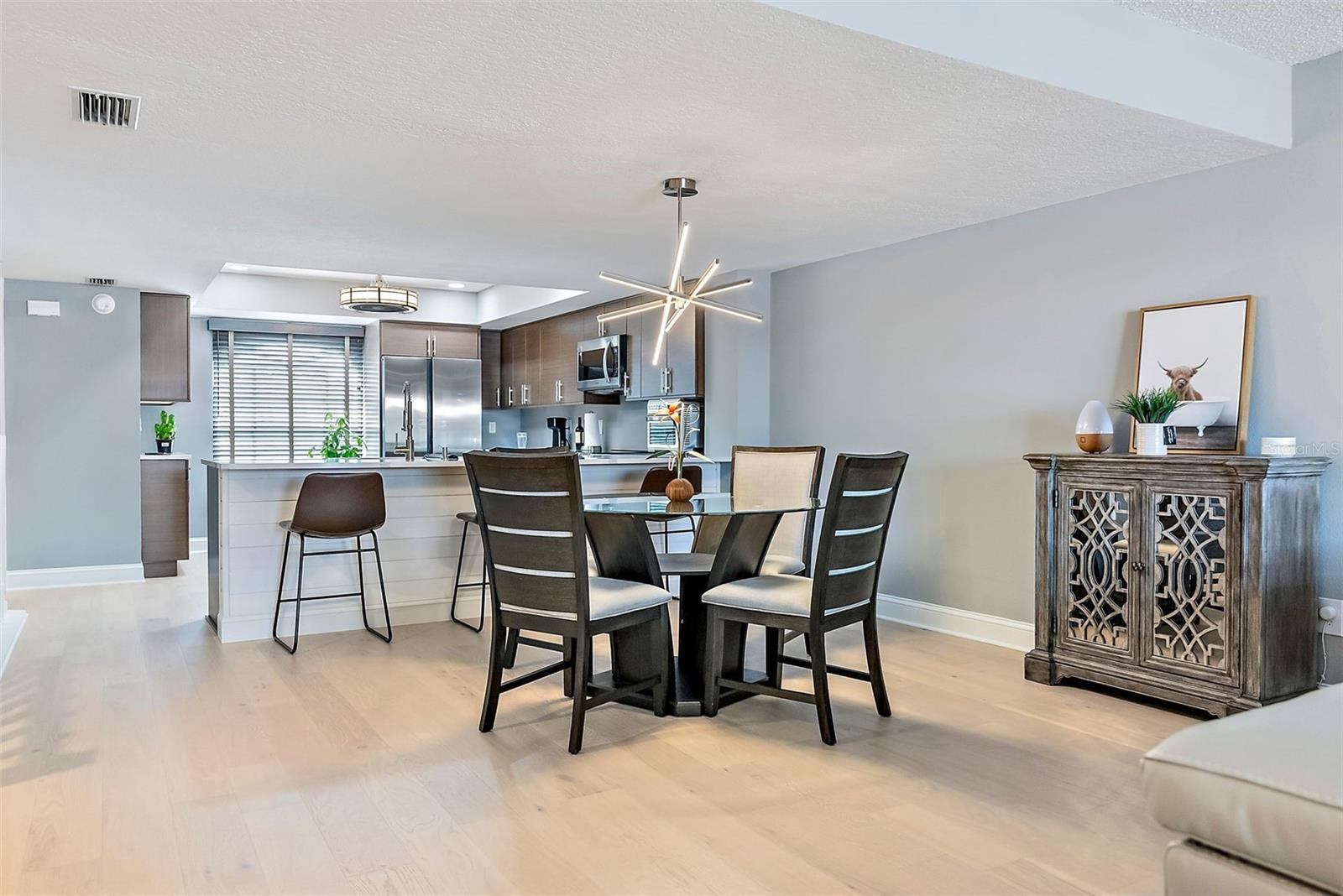 Image 3 of 40 For 637 Pinellas Bayway S 207