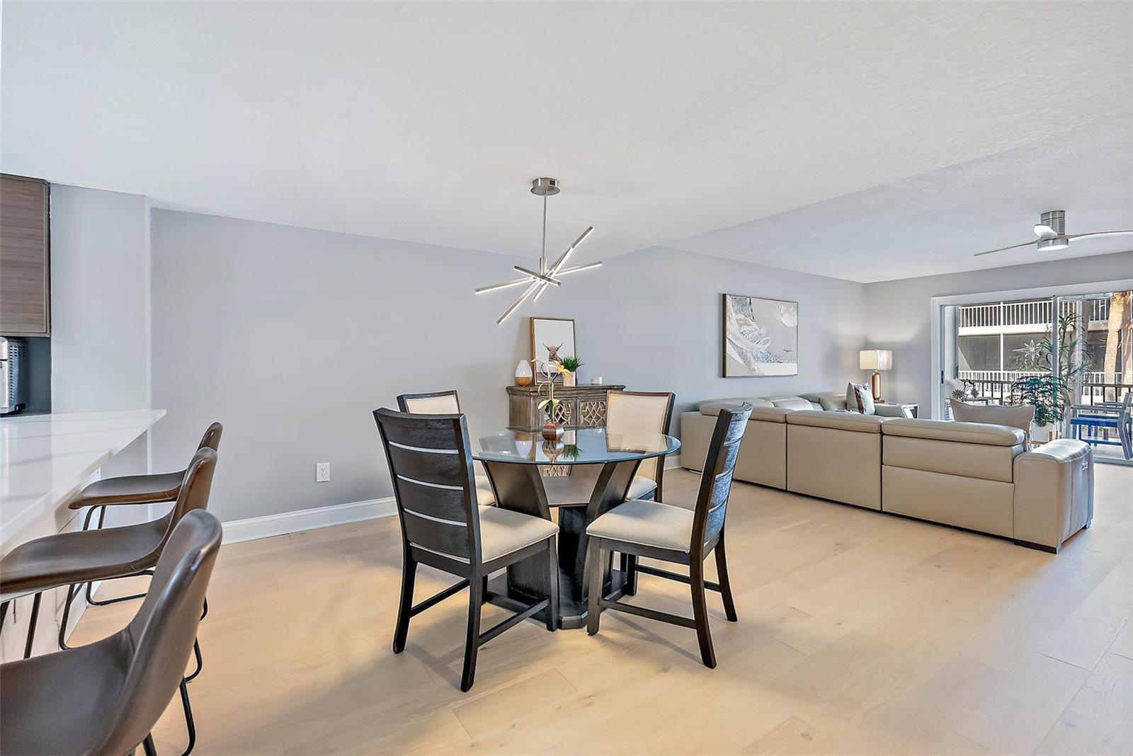 Image 4 of 40 For 637 Pinellas Bayway S 207