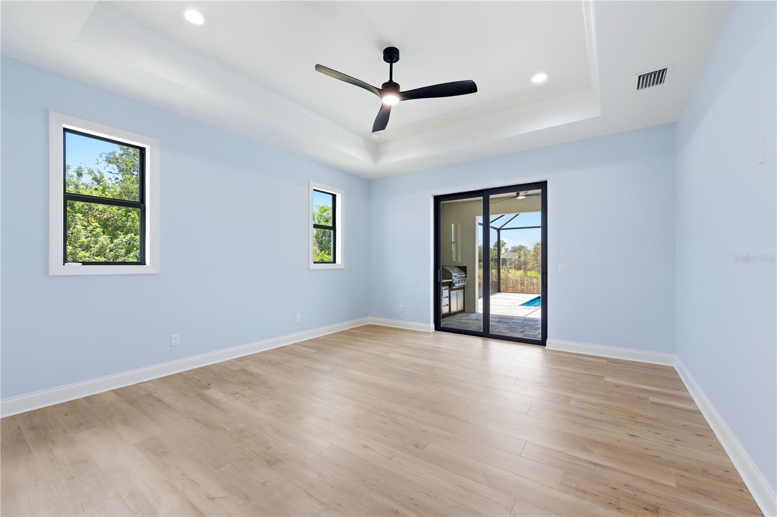 Image 12 of 33 For 14354 Aurella Circle