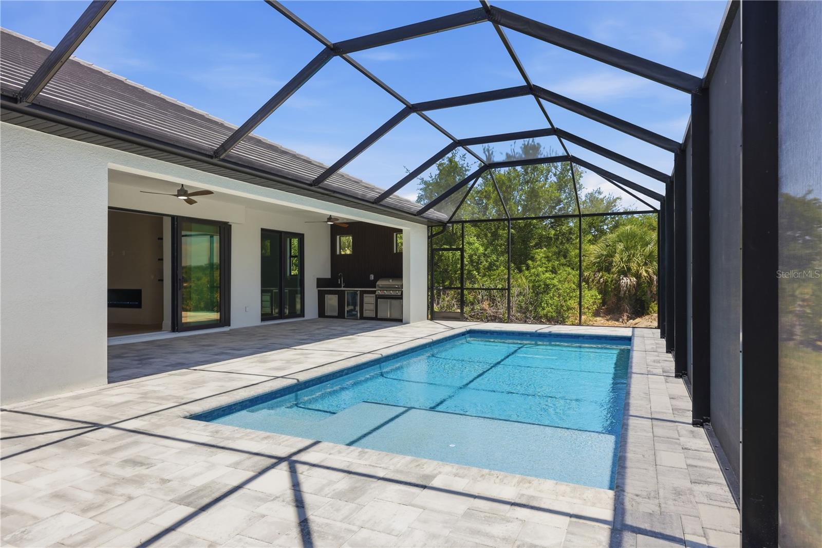 Image 27 of 33 For 14354 Aurella Circle