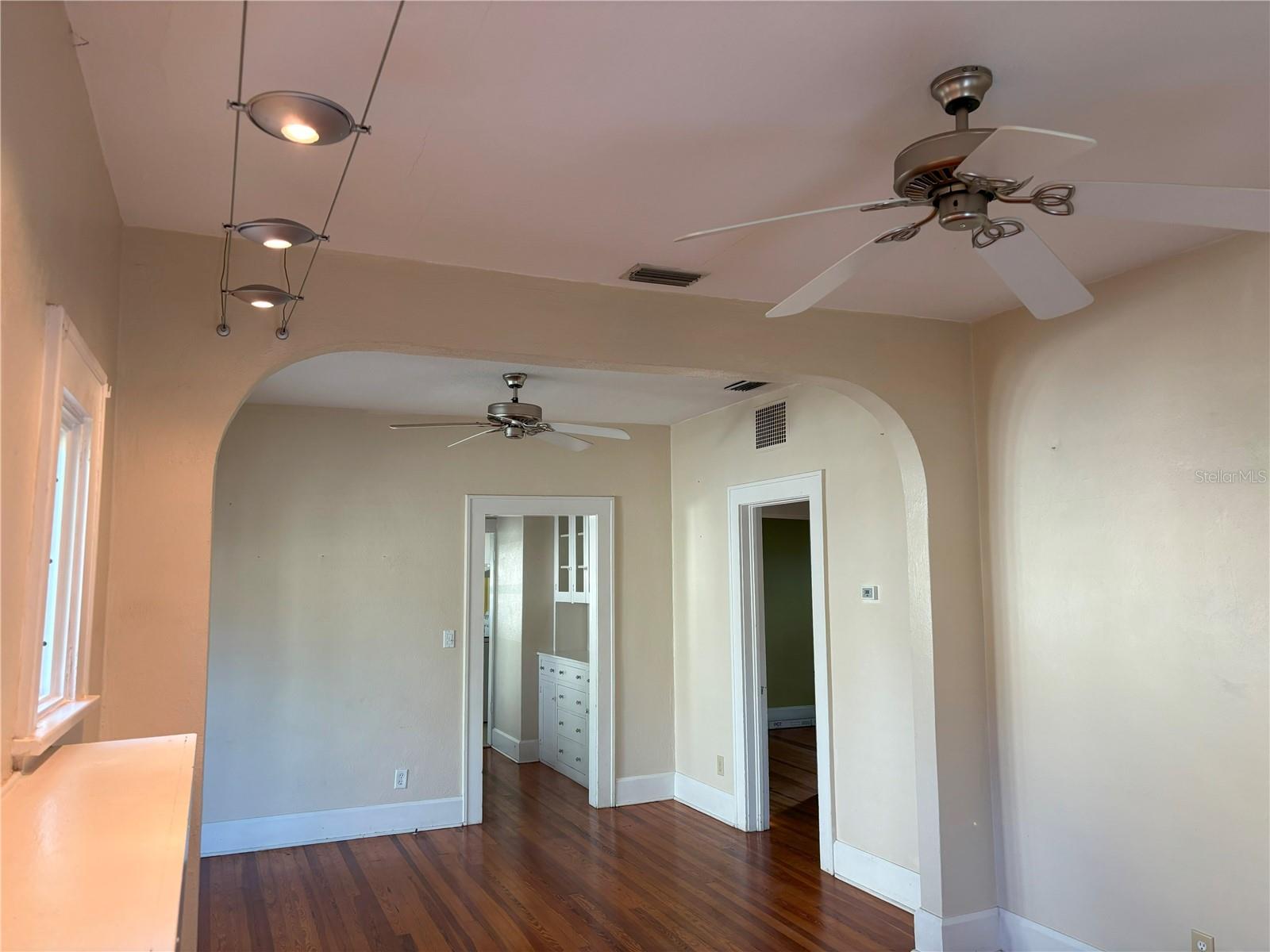 Image 18 of 20 For 1118 23rd Avenue N