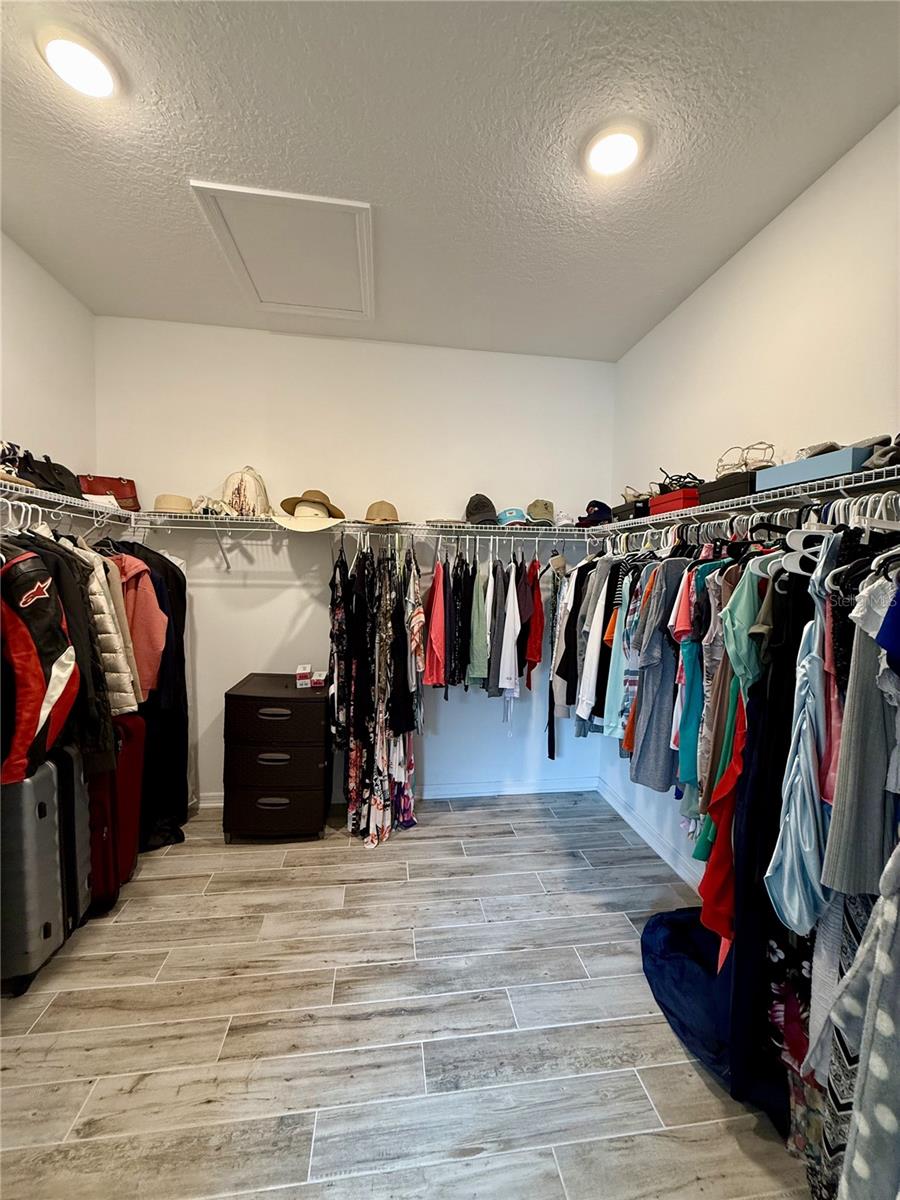 Image 13 of 44 For 14415 20th Street E