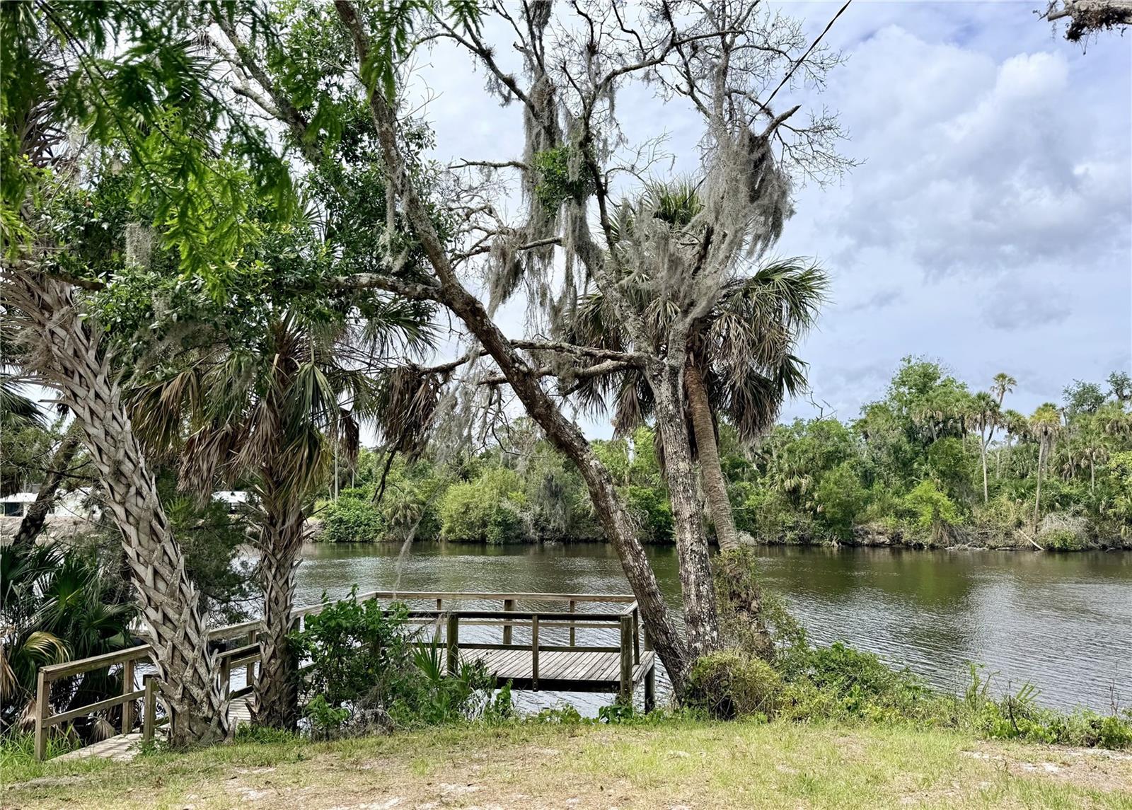 Image 36 of 44 For 14415 20th Street E