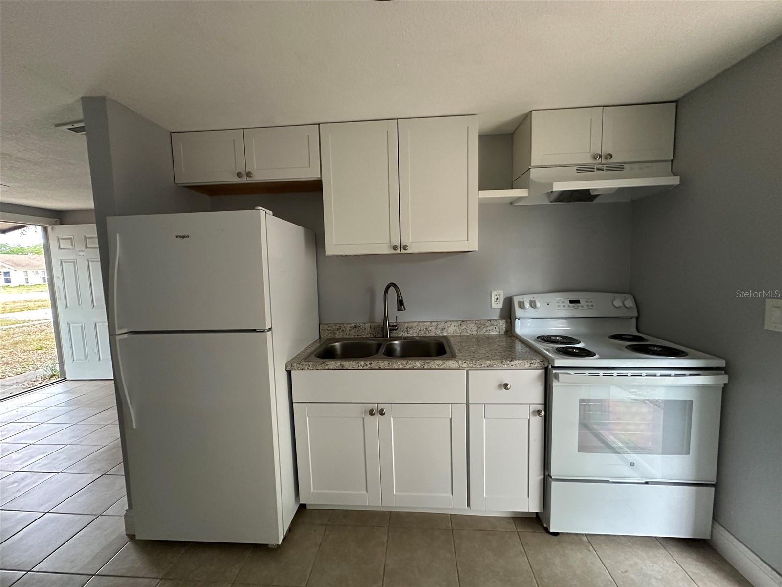 Image 3 of 9 For 452 89th Avenue N