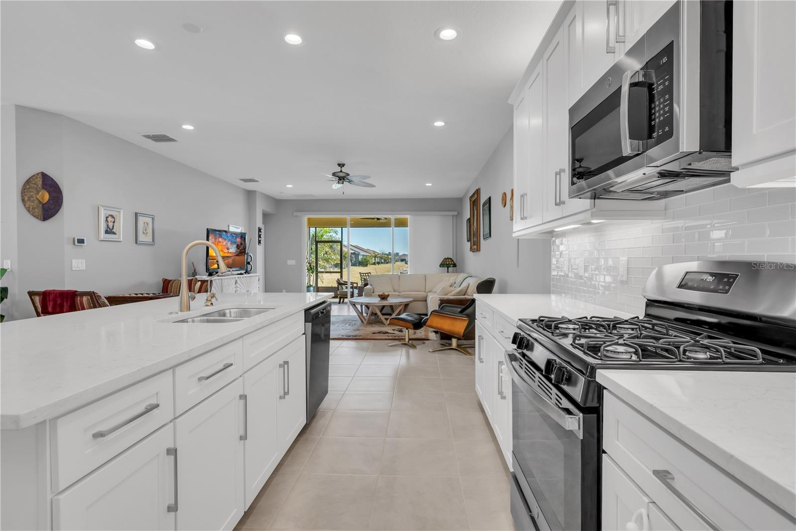 Image 11 of 64 For 4786 Avila Lakes Drive