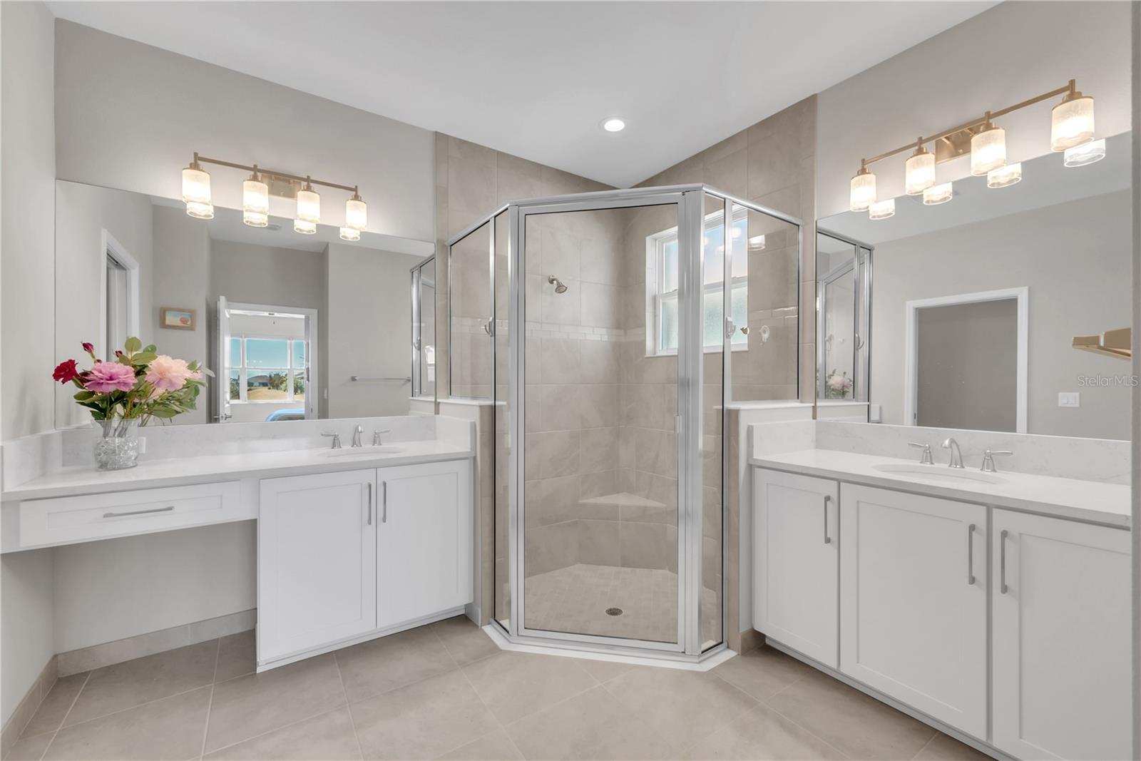 Image 22 of 64 For 4786 Avila Lakes Drive
