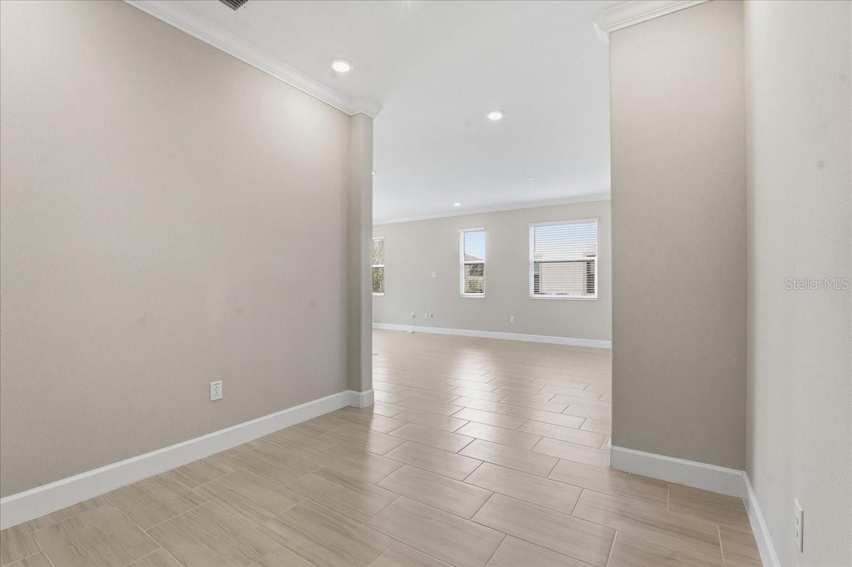 Image 17 of 99 For 4664 Lagona Lane