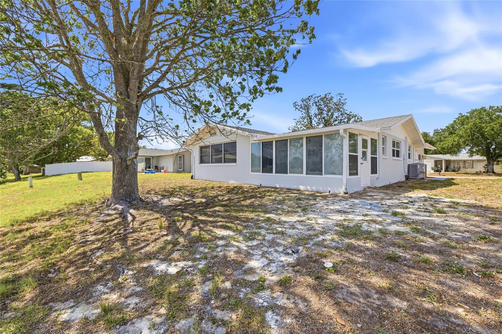Image 29 of 40 For 7526 Pineapple Lane