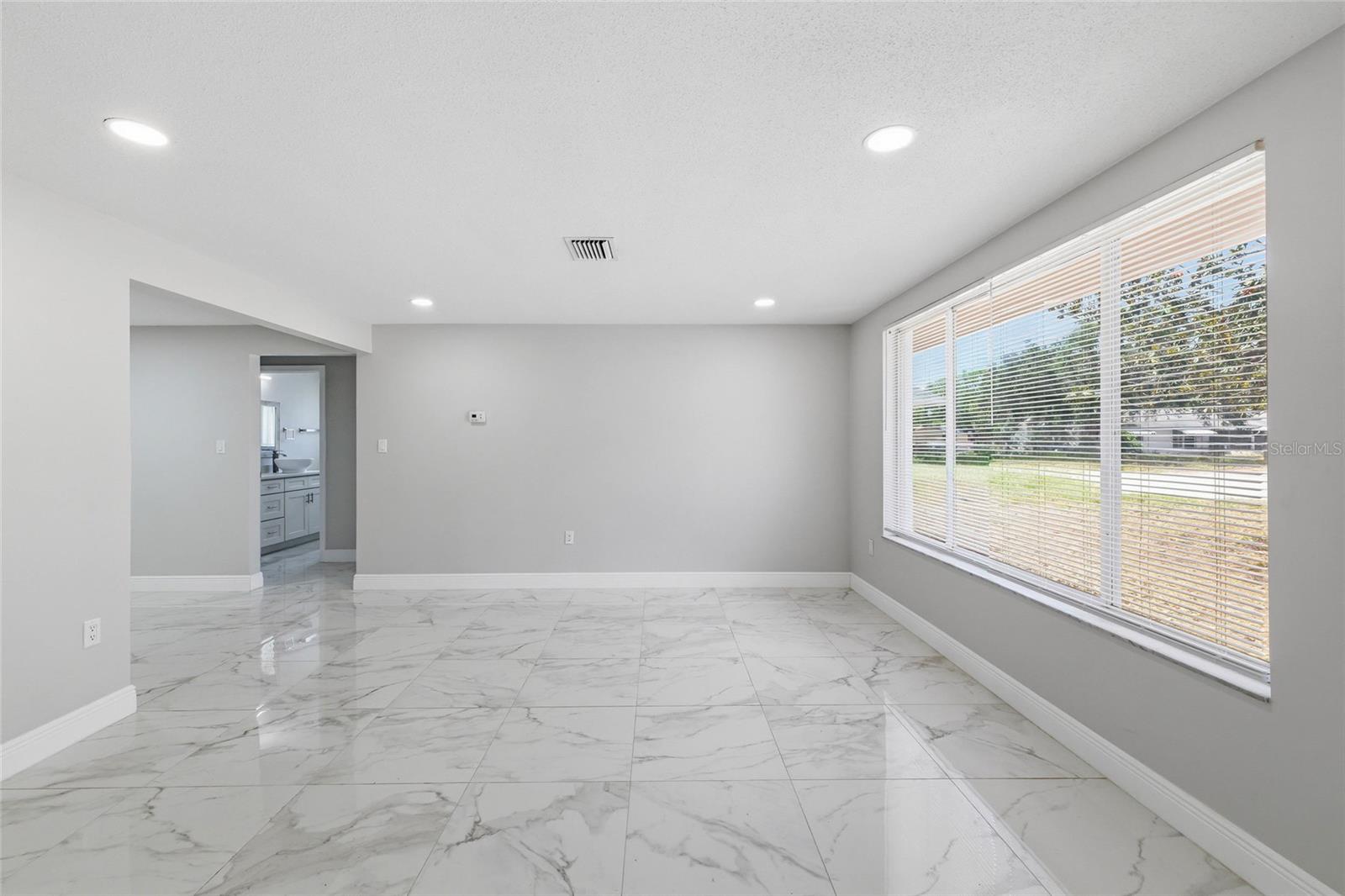 Image 6 of 40 For 7526 Pineapple Lane