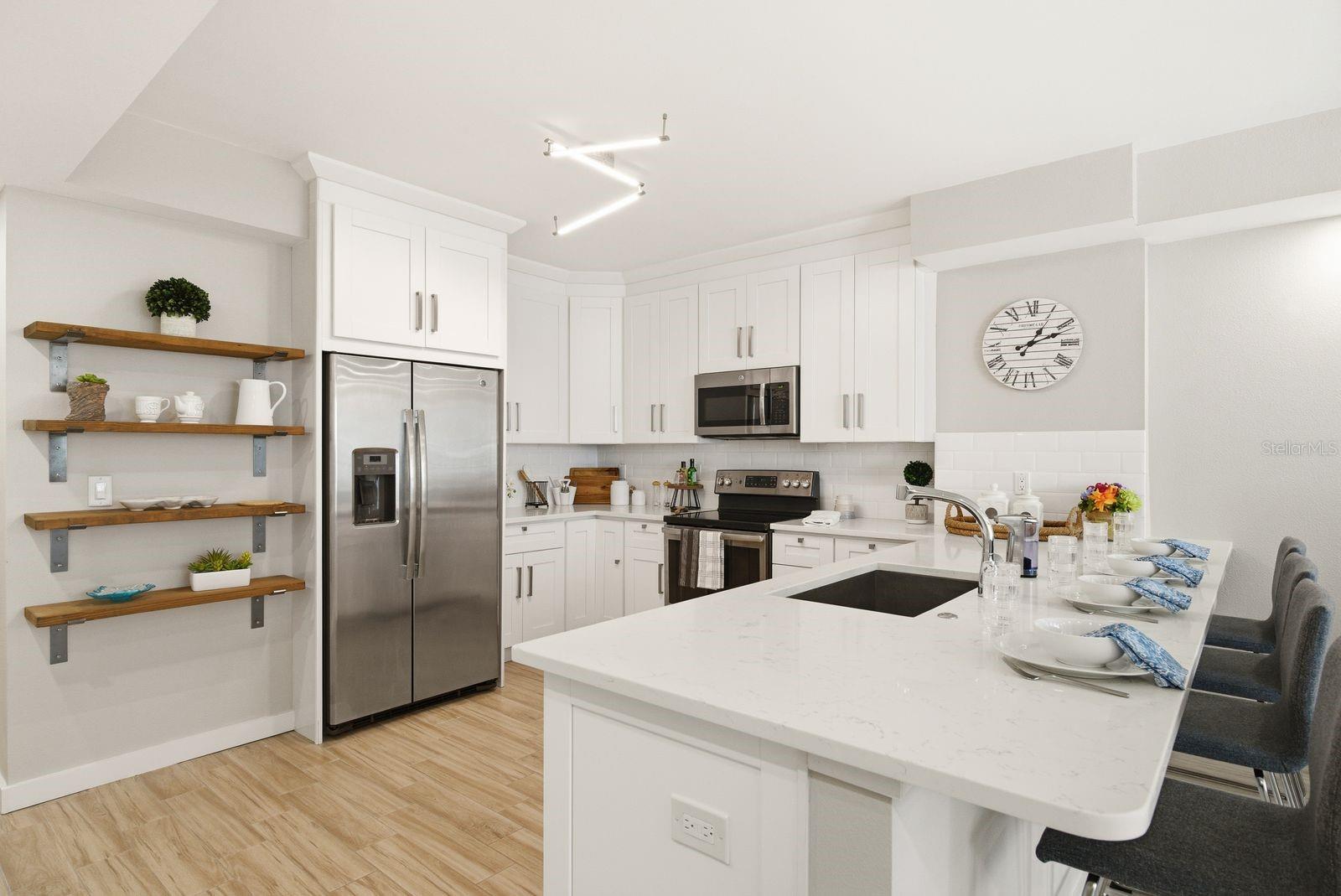 Image 13 of 42 For 4811 Bayshore Boulevard 303