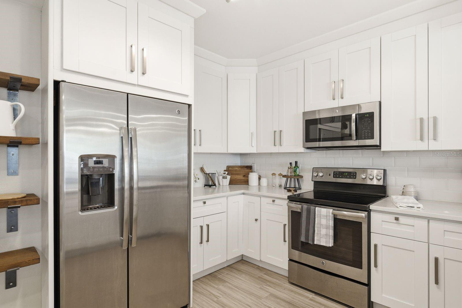 Image 16 of 42 For 4811 Bayshore Boulevard 303