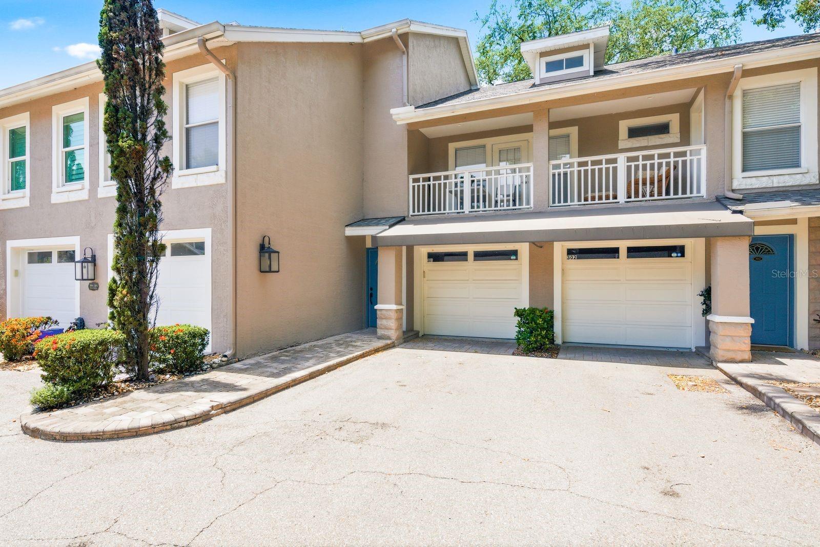 Image 2 of 42 For 4811 Bayshore Boulevard 303