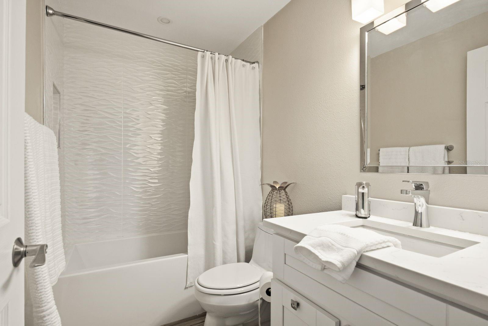 Image 28 of 42 For 4811 Bayshore Boulevard 303