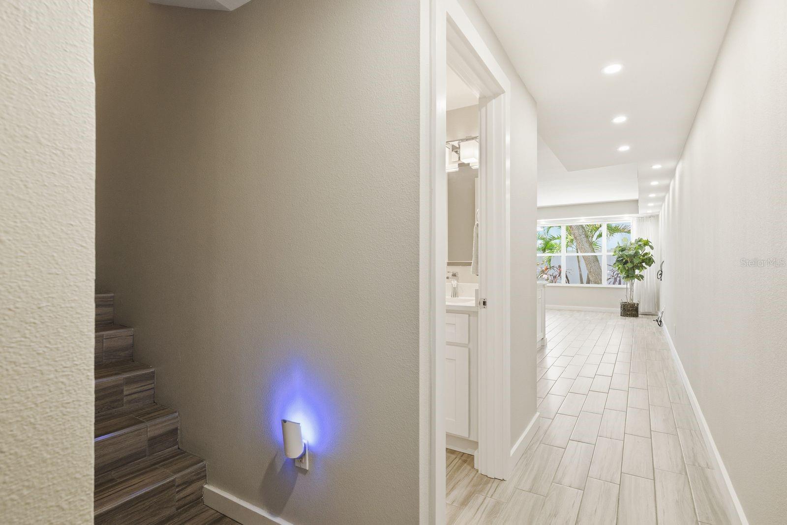 Image 7 of 42 For 4811 Bayshore Boulevard 303
