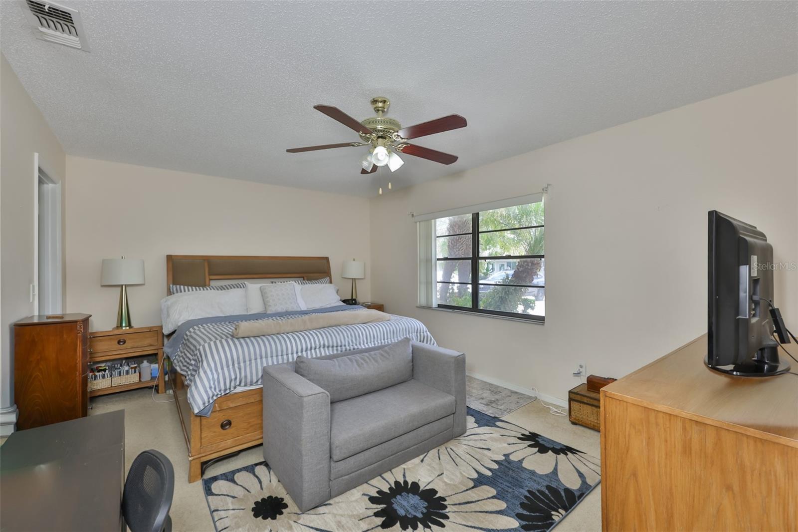 Image 14 of 52 For 1741 Atrium Drive