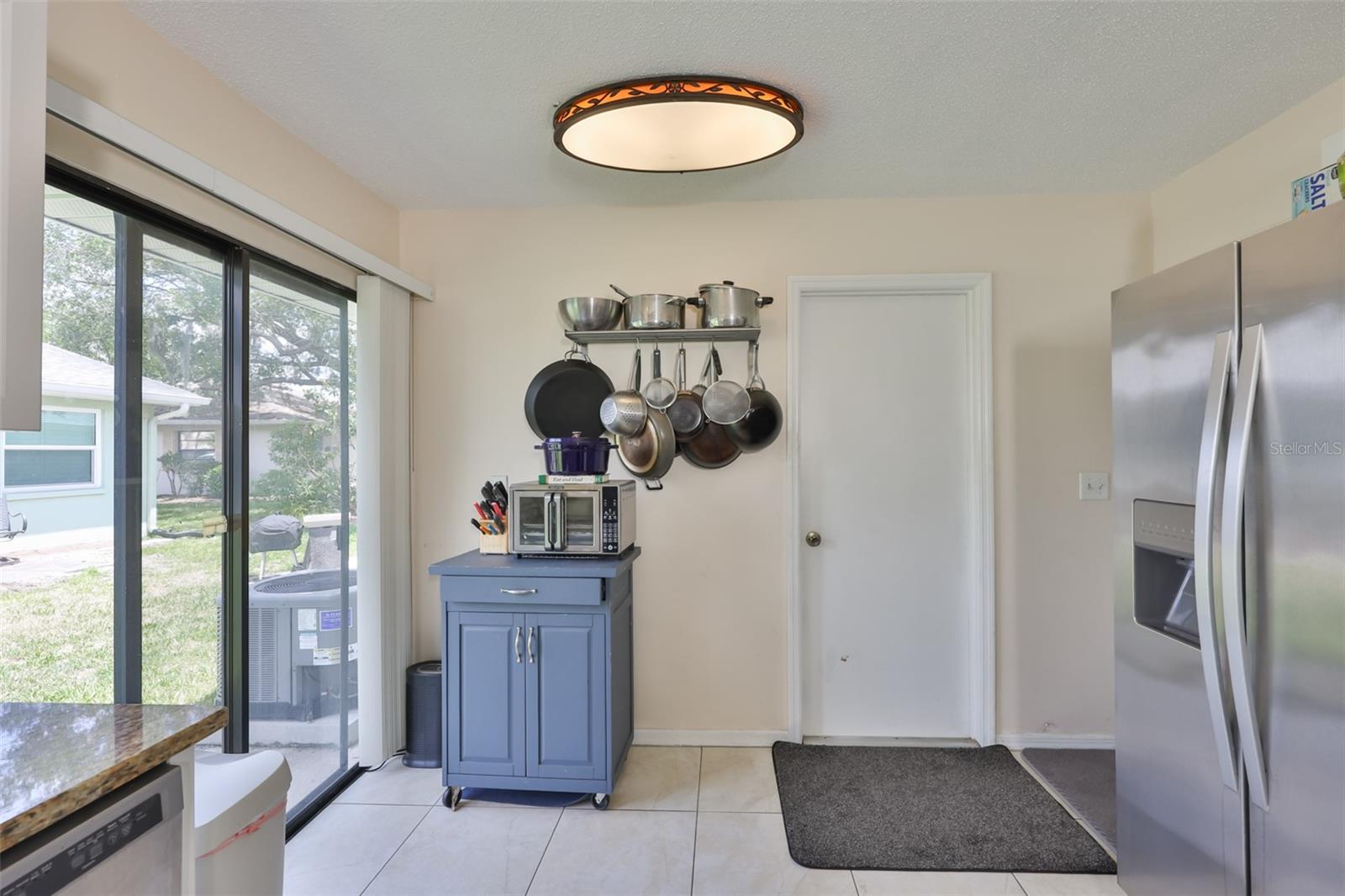 Image 8 of 52 For 1741 Atrium Drive