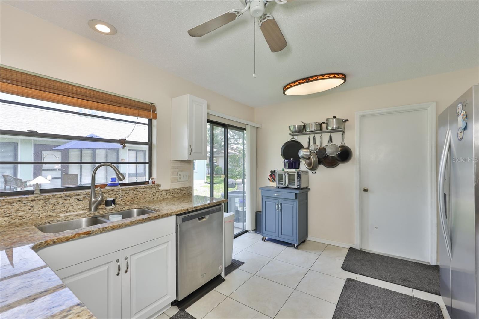 Image 9 of 52 For 1741 Atrium Drive