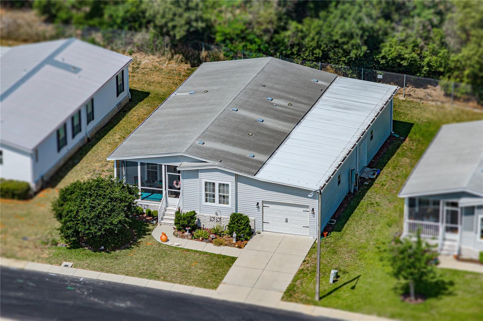 Image 3 of 45 For 37220 Neukom Avenue