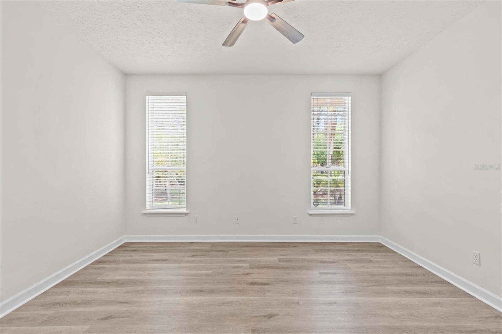 Image 30 of 68 For 948 Riverside Ridge Road
