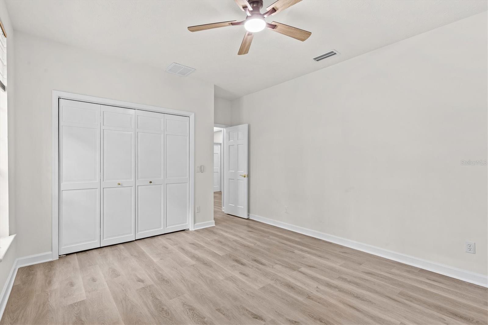 Image 36 of 68 For 948 Riverside Ridge Road