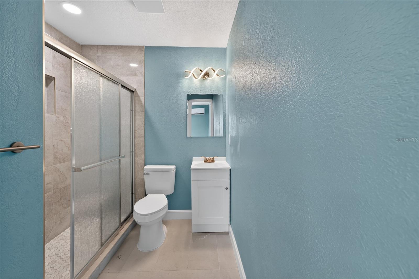 Image 21 of 68 For 14013 Marguerite Drive