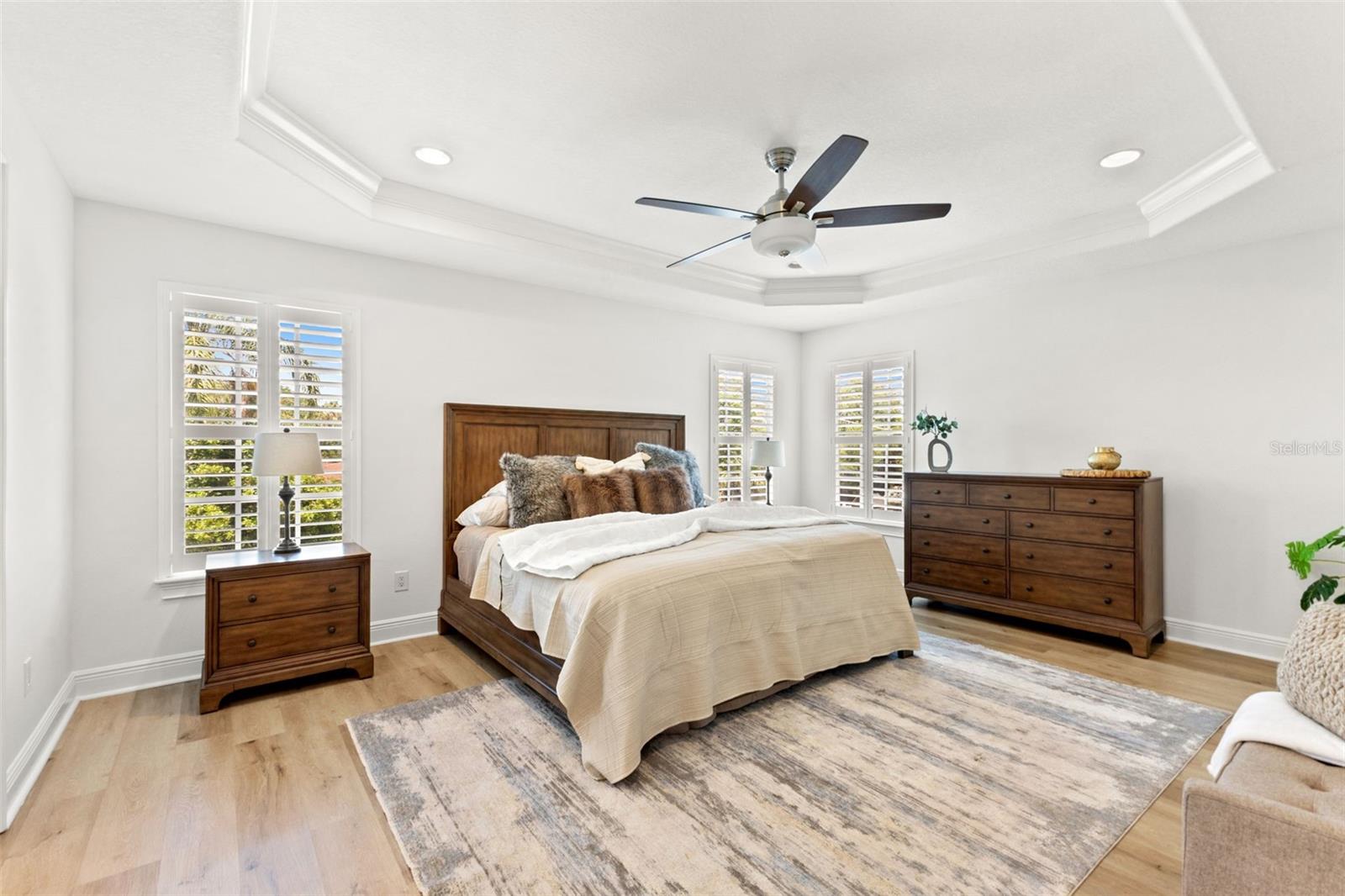 Image 19 of 51 For 4113 Knights Avenue