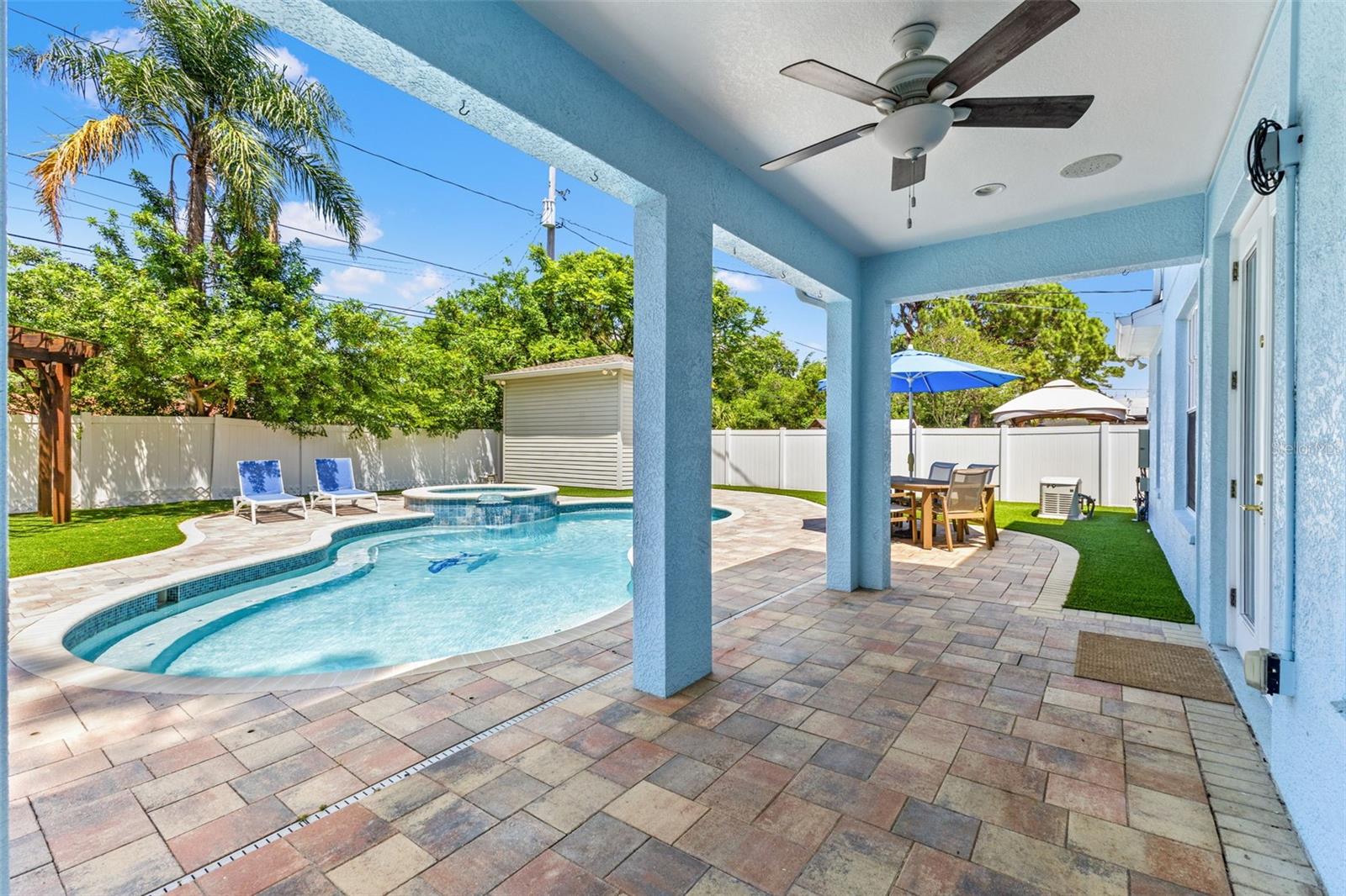 Image 32 of 51 For 4113 Knights Avenue