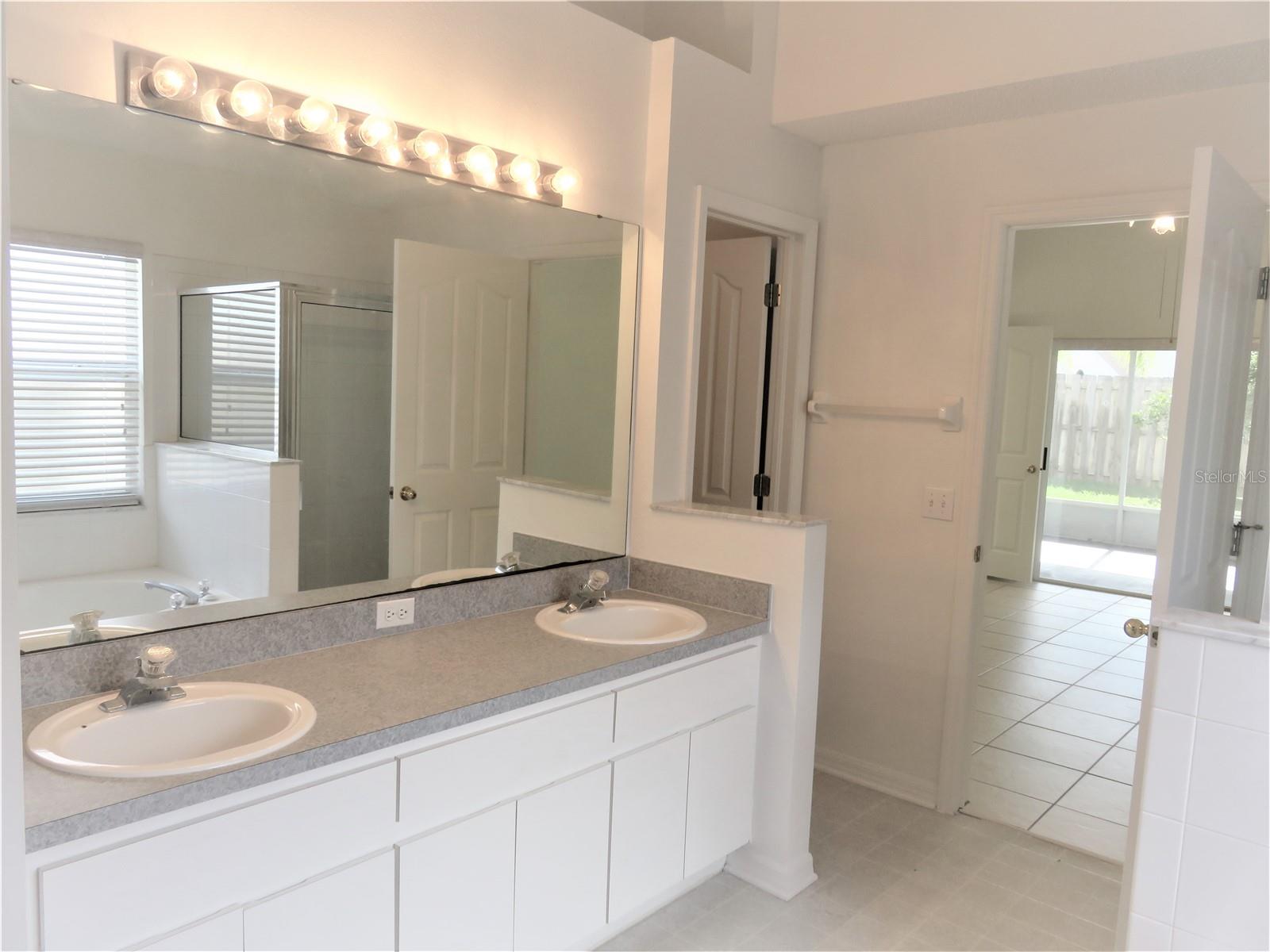 Image 8 of 24 For 8613 Fawn Creek Drive
