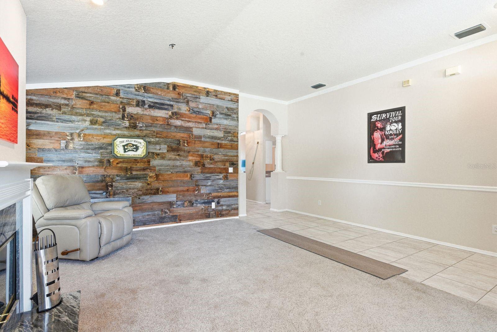 Image 10 of 37 For 420 Cypress View Drive