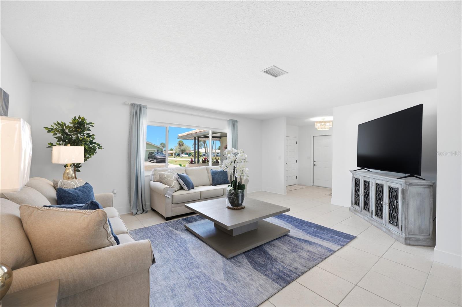 Image 16 of 63 For 5016 Dory Drive