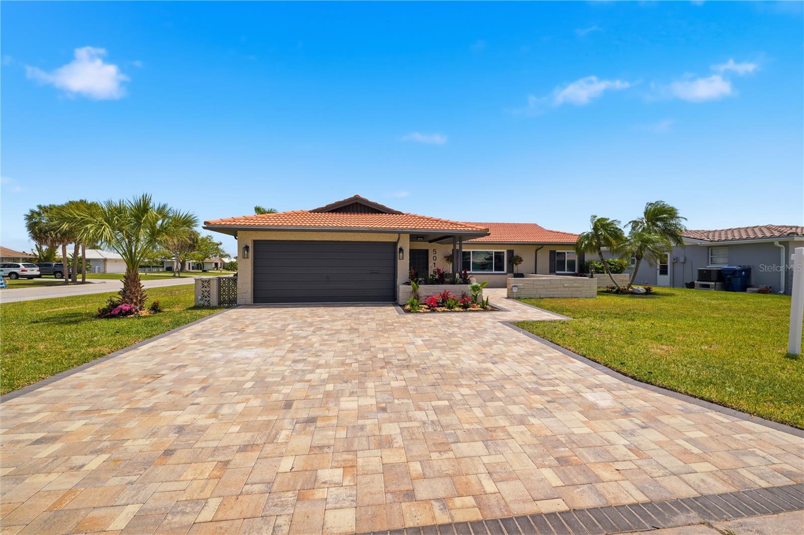 Image 3 of 63 For 5016 Dory Drive
