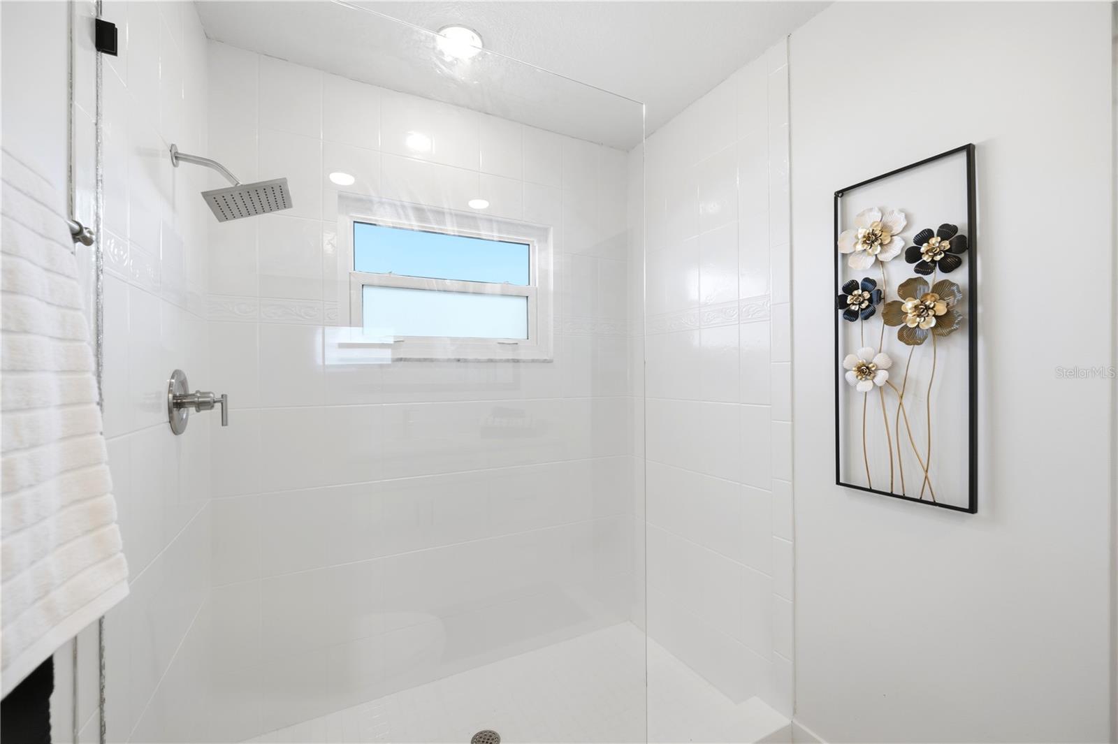 Image 40 of 63 For 5016 Dory Drive