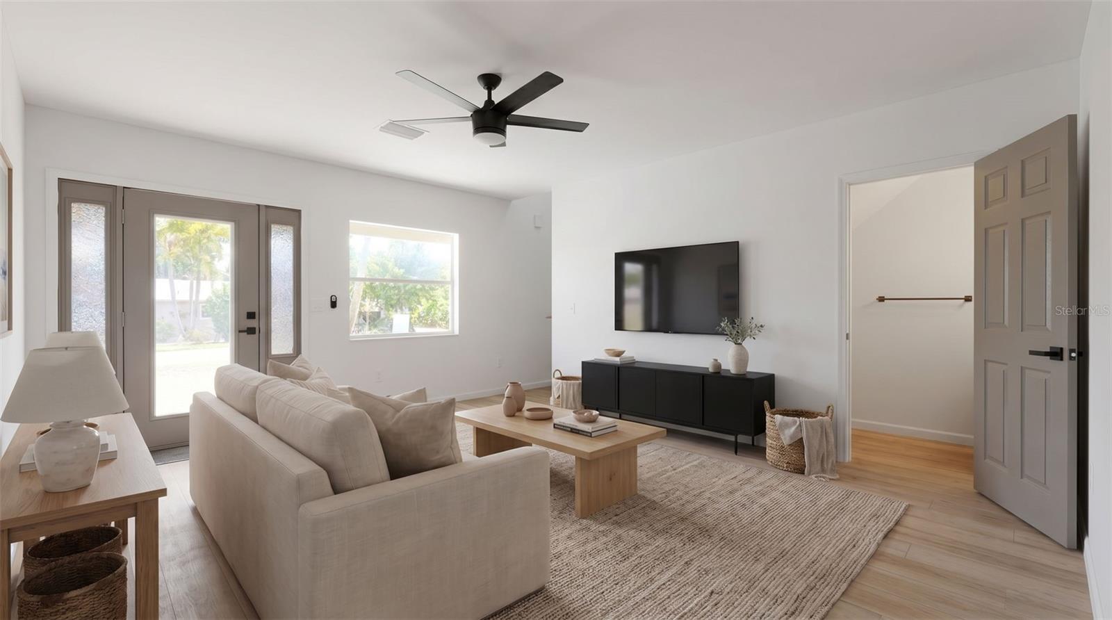 Listing photo id 7 for 3030 5th Street N