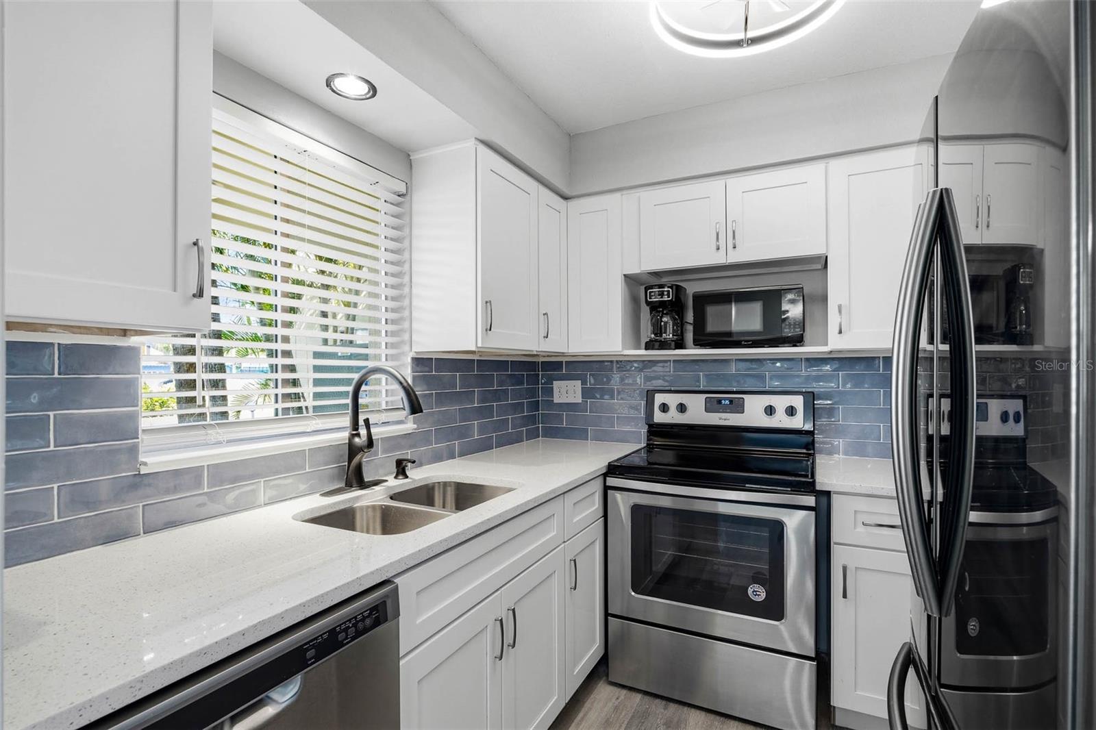 Image 3 of 41 For 2900 45th Street S 7