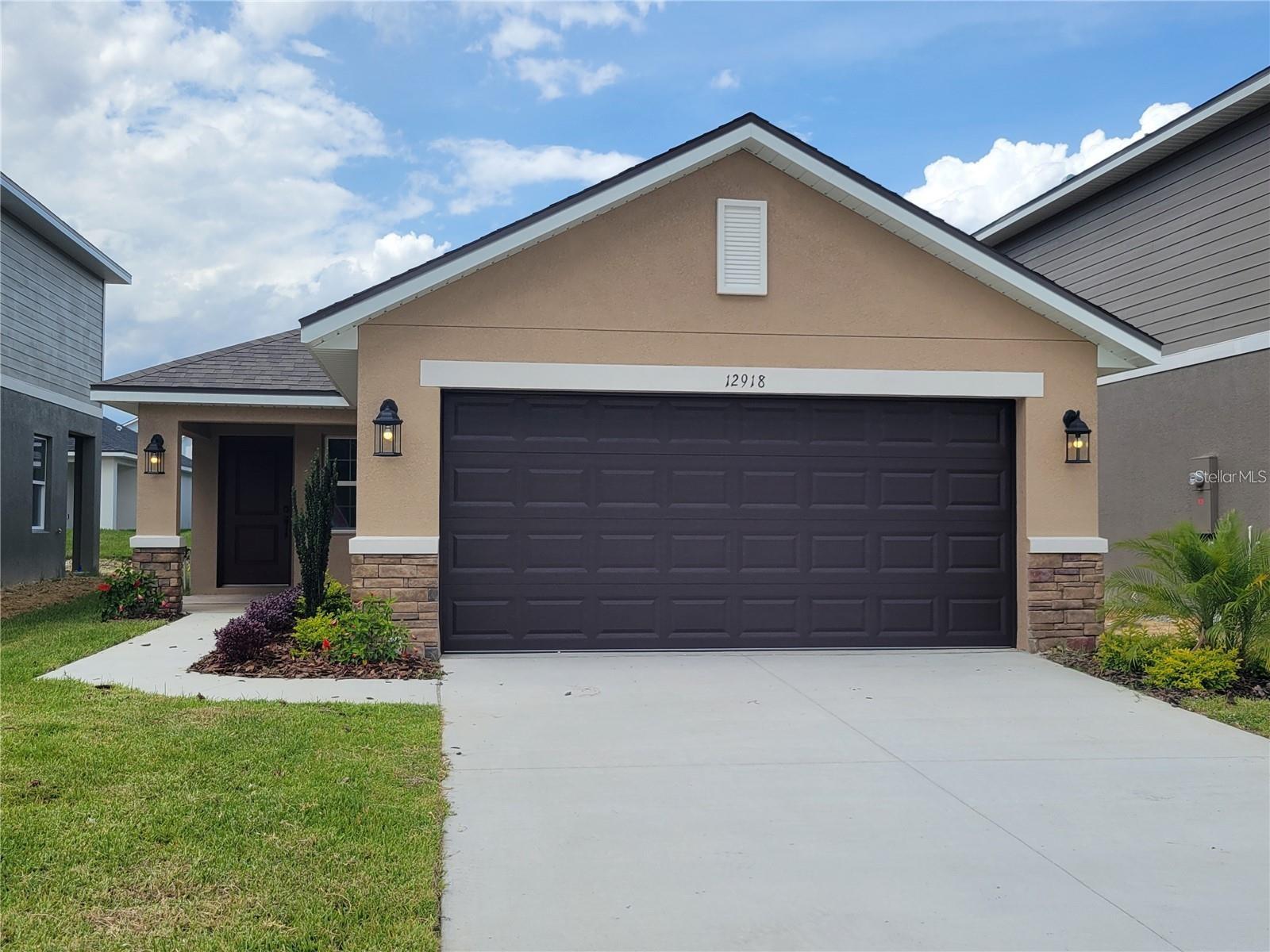 Image 15 of 21 For 9443 Highland Hills Dr Street