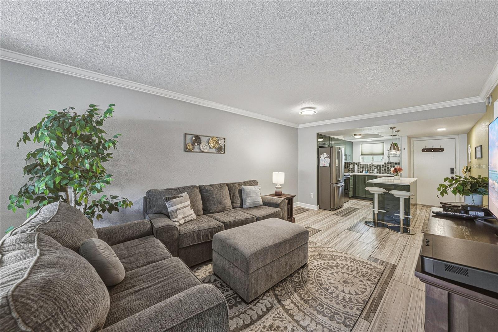 Image 12 of 60 For 801 83rd Avenue N 108