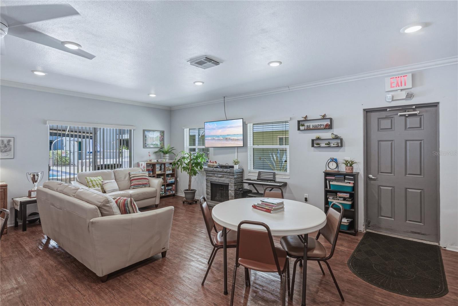 Image 43 of 60 For 801 83rd Avenue N 108