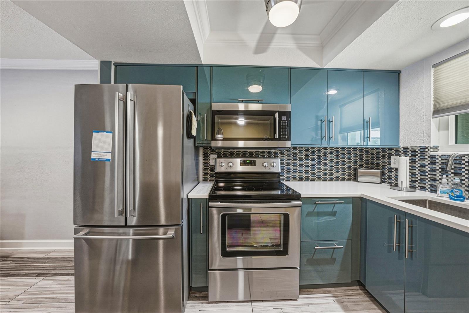 Image 7 of 60 For 801 83rd Avenue N 108